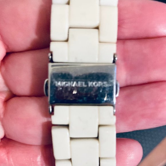 Michael Kors Madison White Mother of Pearl Dial Chronograph Ladies Watch MK5300 - Picture 2 of 3